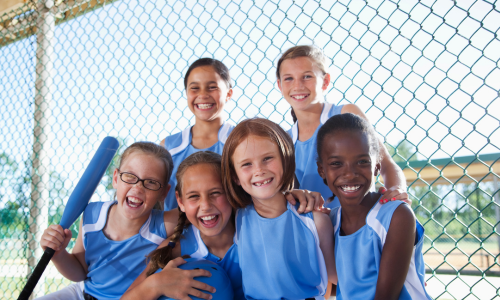 6 softball gals